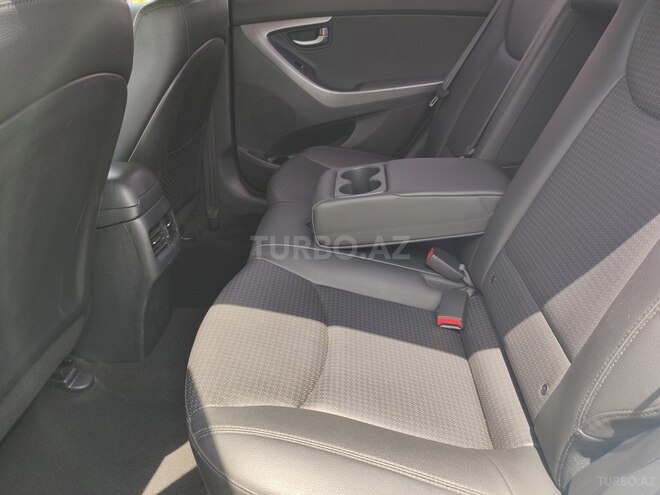 Hyundai Avante 2015, 174,000 km - 1.6 л - Bakı
