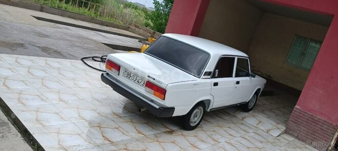 LADA (VAZ) 2107