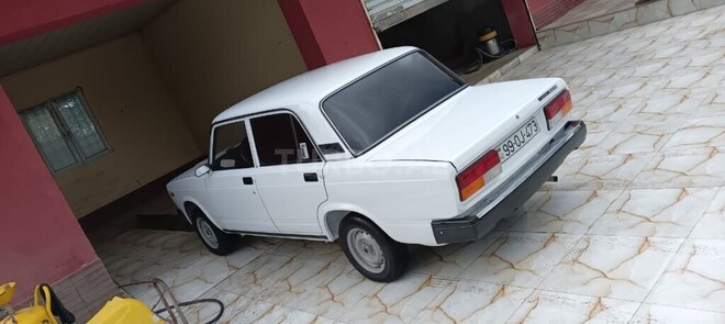 LADA (VAZ) 2107