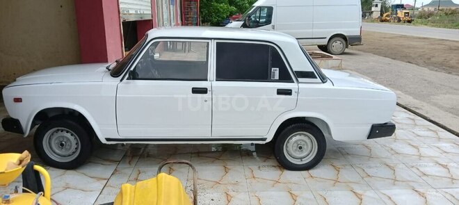 LADA (VAZ) 2107