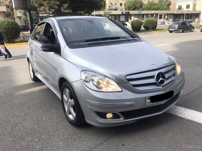 Mercedes B 170 2007, 176,000 km - 1.7 l - Sumqayıt