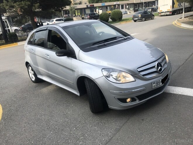 Mercedes B 170 2007, 176,000 km - 1.7 l - Sumqayıt