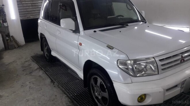 Mitsubishi Pajero io 1999, 129,800 km - 1.8 l - Bakı