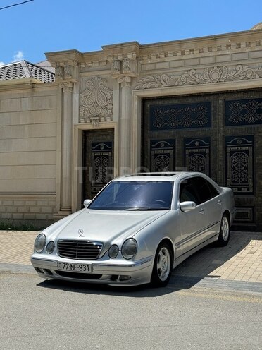Mercedes E 270 1999, 440,400 km - 2.7 l - Yevlax