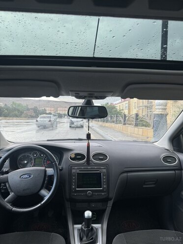 Ford Focus 2006, 250,000 km - 1.6 l - Bakı