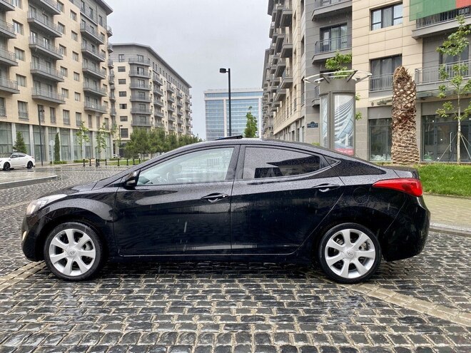 Hyundai Elantra 2012, 175,500 km - 1.8 l - Bakı