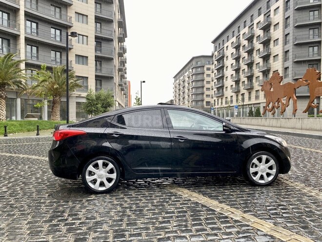 Hyundai Elantra 2012, 175,500 km - 1.8 l - Bakı
