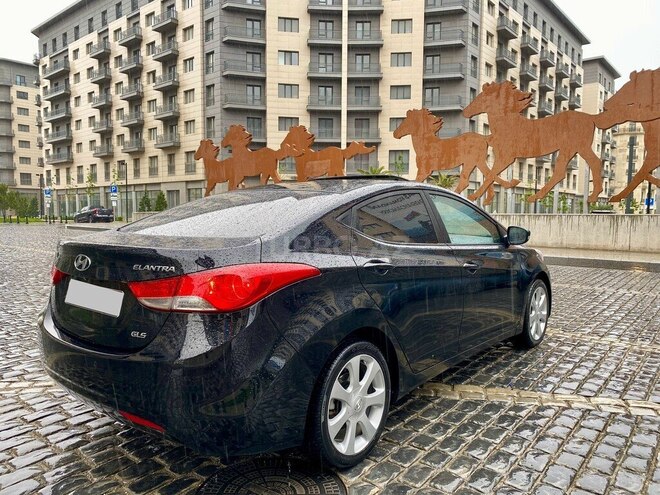 Hyundai Elantra 2012, 175,500 km - 1.8 l - Bakı