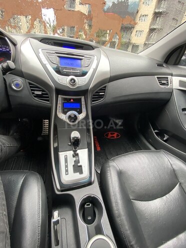 Hyundai Elantra 2012, 175,500 km - 1.8 l - Bakı