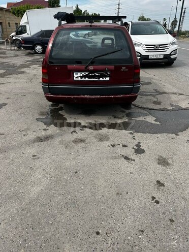 Opel Astra 1996, 250,000 km - 1.6 л - Bakı