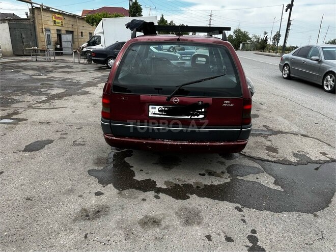 Opel Astra 1996, 250,000 km - 1.6 л - Bakı