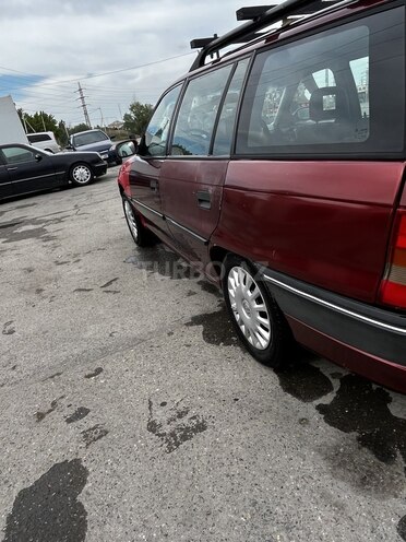 Opel Astra 1996, 250,000 km - 1.6 л - Bakı