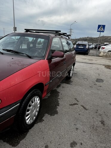 Opel Astra 1996, 250,000 km - 1.6 л - Bakı