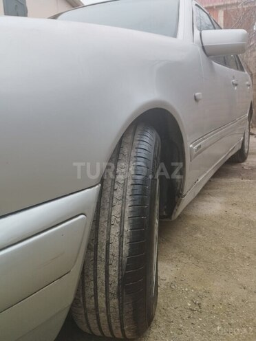 Mercedes E 300 d 1996, 325,698 km - 3.0 l - Bakı