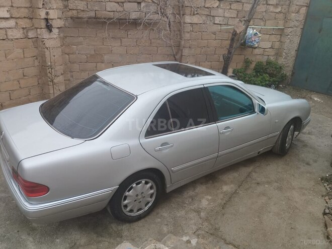 Mercedes E 300 d 1996, 325,698 km - 3.0 l - Bakı