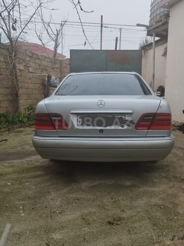 Mercedes E 300 d 1996, 325,698 km - 3.0 l - Bakı