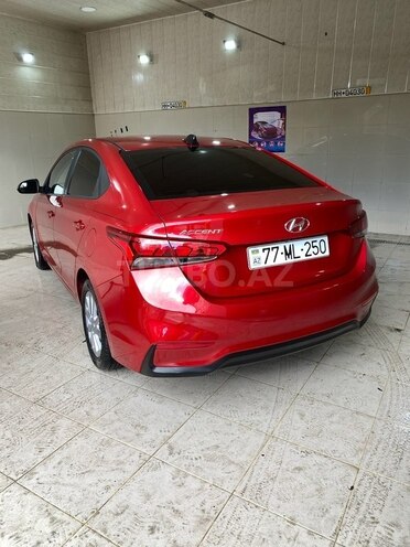 Hyundai Accent