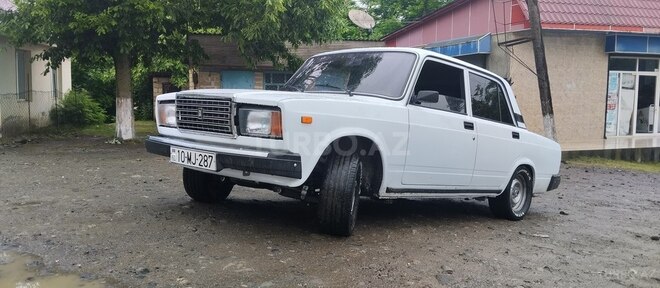 LADA (VAZ) 2107