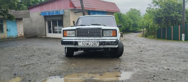 LADA (VAZ) 2107