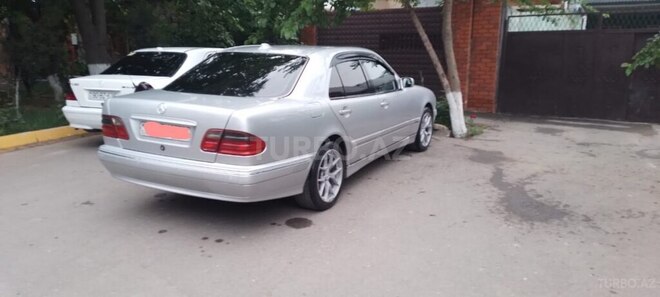 Mercedes E 220 d 1999, 352,462 km - 2.2 l - Beyləqan