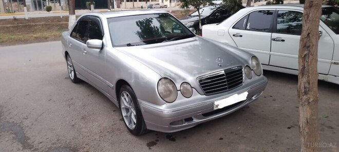 Mercedes E 220 d 1999, 352,462 km - 2.2 l - Beyləqan