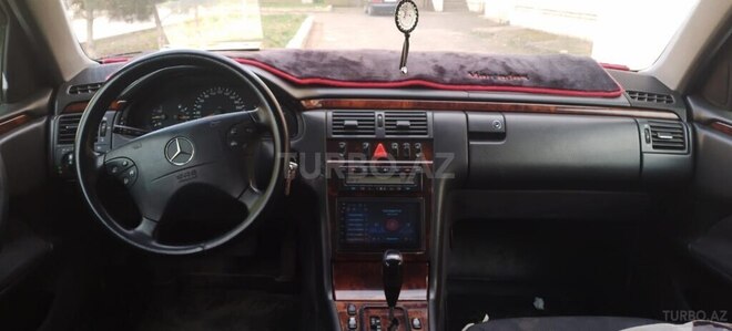 Mercedes E 220 d 1999, 352,462 km - 2.2 l - Beyləqan
