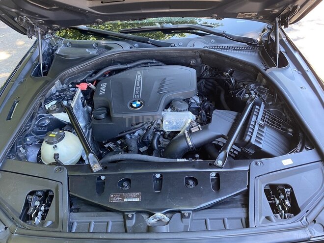 BMW 528 2013, 242,000 km - 2.0 l - Tovuz
