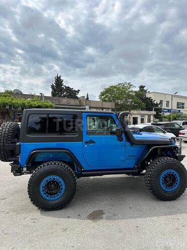 Jeep Wrangler-5