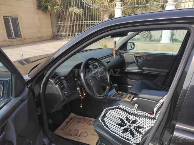 Mercedes E 270 2000, 451,200 km - 2.7 l - Bakı