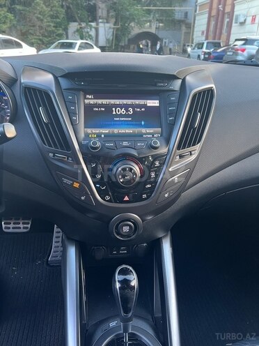 Hyundai Veloster 2015, 22,000 km - 1.6 l - Bakı
