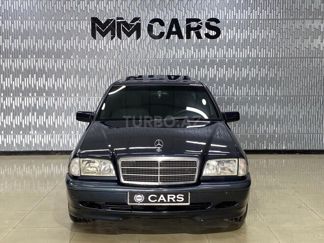 Mercedes C 180