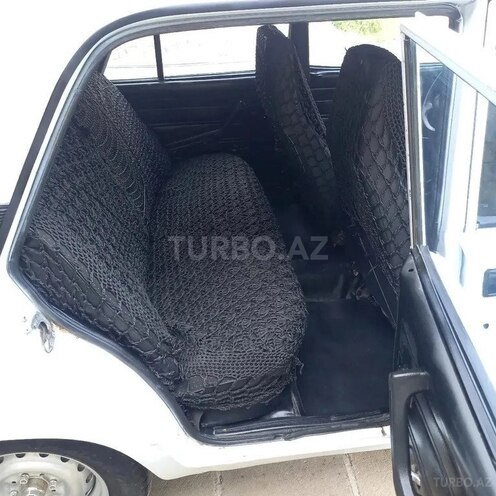 LADA (VAZ) 2107 2007, 167,543 km - 1.6 l - Salyan