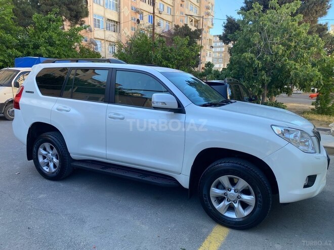 Toyota Land Cruiser Prado 2012, 412,000 km - 2.7 л - Bakı