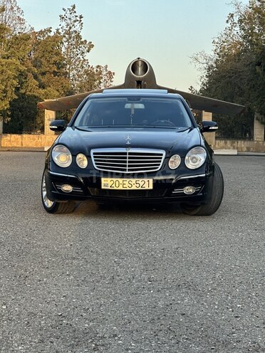 Mercedes E 350 2007, 208,000 km - 3.5 l - Bakı