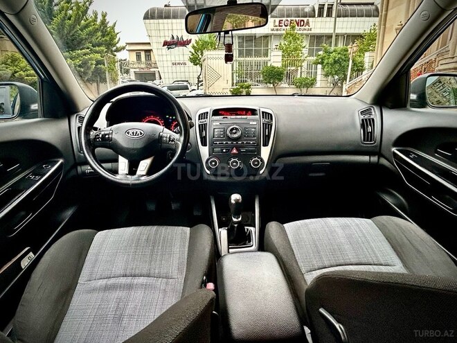 Kia Ceed 2011, 290,000 km - 1.4 l - Bakı