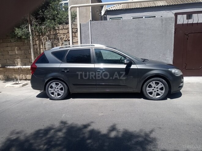 Kia Ceed 2009, 201,000 km - 1.6 л - Bakı