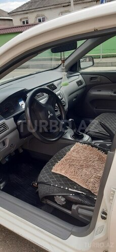 Mitsubishi Lancer 2008, 311,700 km - 1.3 l - Qusar