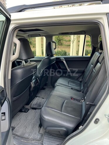 Toyota Land Cruiser Prado 2012, 258,000 km - 2.7 l - Bakı