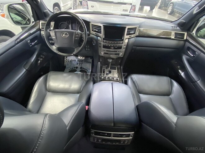 Lexus LX 570