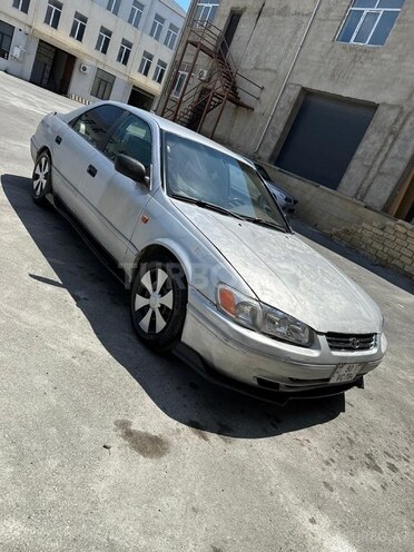 Toyota Camry 2001, 362,000 km - 2.2 л - Bakı
