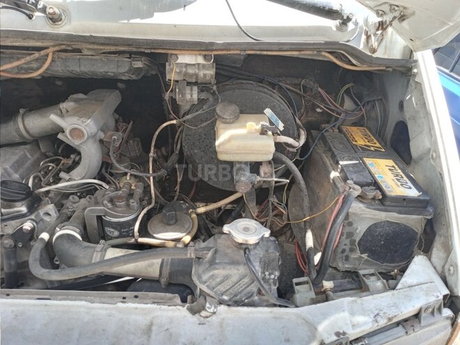 Mercedes Sprinter 212 1996, 331,561 km - 4.5 l - Qusar