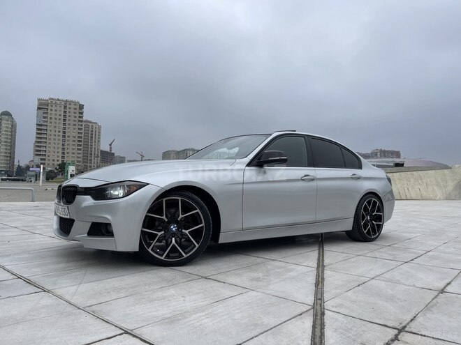 BMW 320 2014, 210,000 km - 2.0 l - Bakı