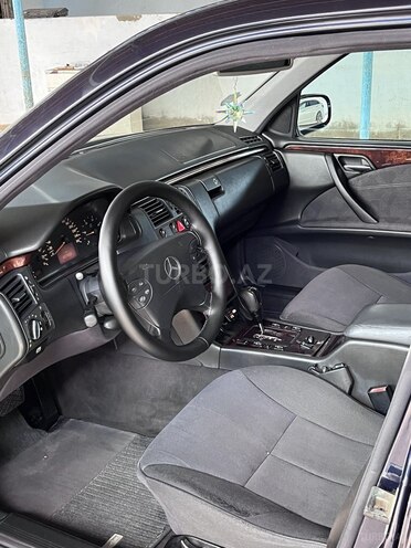 Mercedes E 220 d 2000, 320,000 km - 2.2 l - İmişli