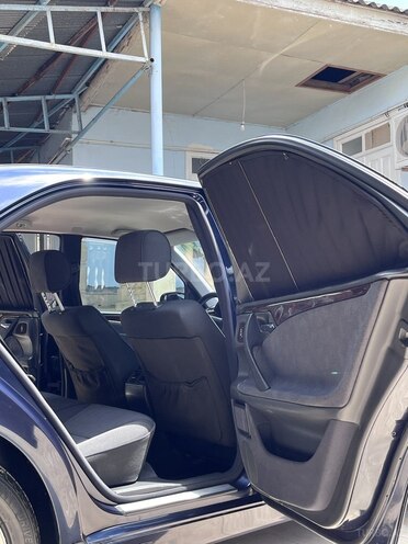 Mercedes E 220 d 2000, 320,000 km - 2.2 l - İmişli