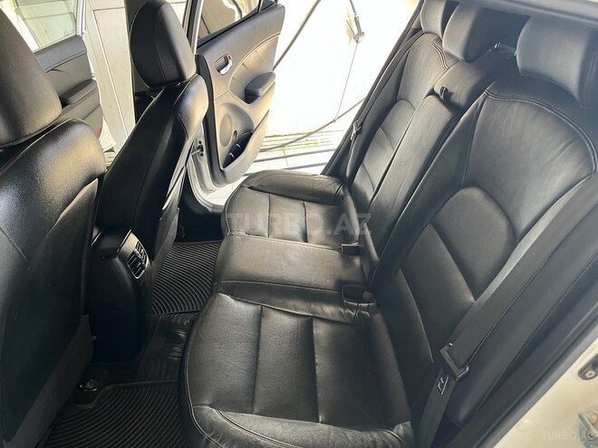 Kia Cerato 2013, 129,000 km - 1.6 l - Quba