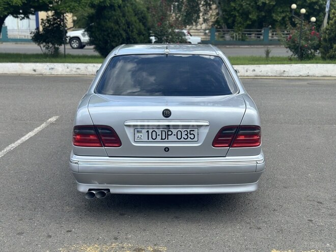 Mercedes E 240 1998, 450,244 km - 2.4 l - Qazax