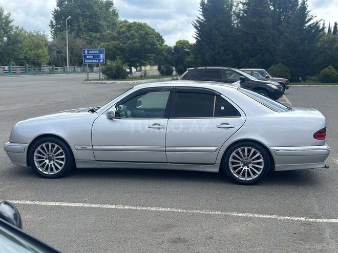 Mercedes E 240 1998, 450,244 km - 2.4 l - Qazax