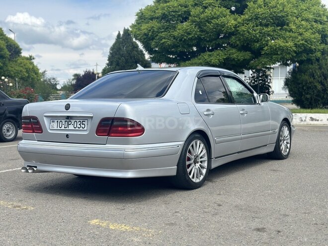 Mercedes E 240 1998, 450,244 km - 2.4 l - Qazax