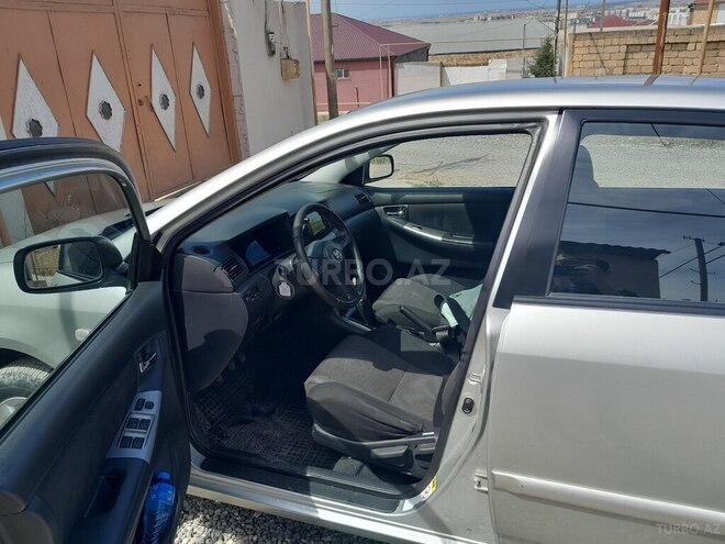 Toyota Corolla 2006, 325,235 km - 1.4 л - Bakı