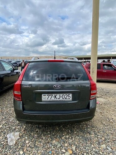 Kia Ceed 2011, 349,000 km - 1.6 л - Gəncə